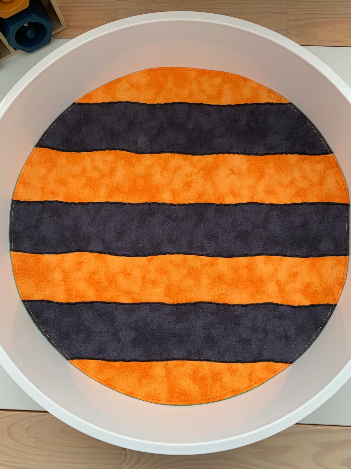 Bee Circular Play Mat - IN STOCK - Light Green Reverse