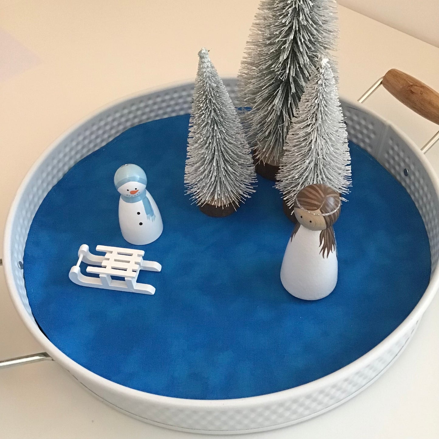 Grass & Earth - MADE TO ORDER - Circular Play Mat - Deep Blue Reverse