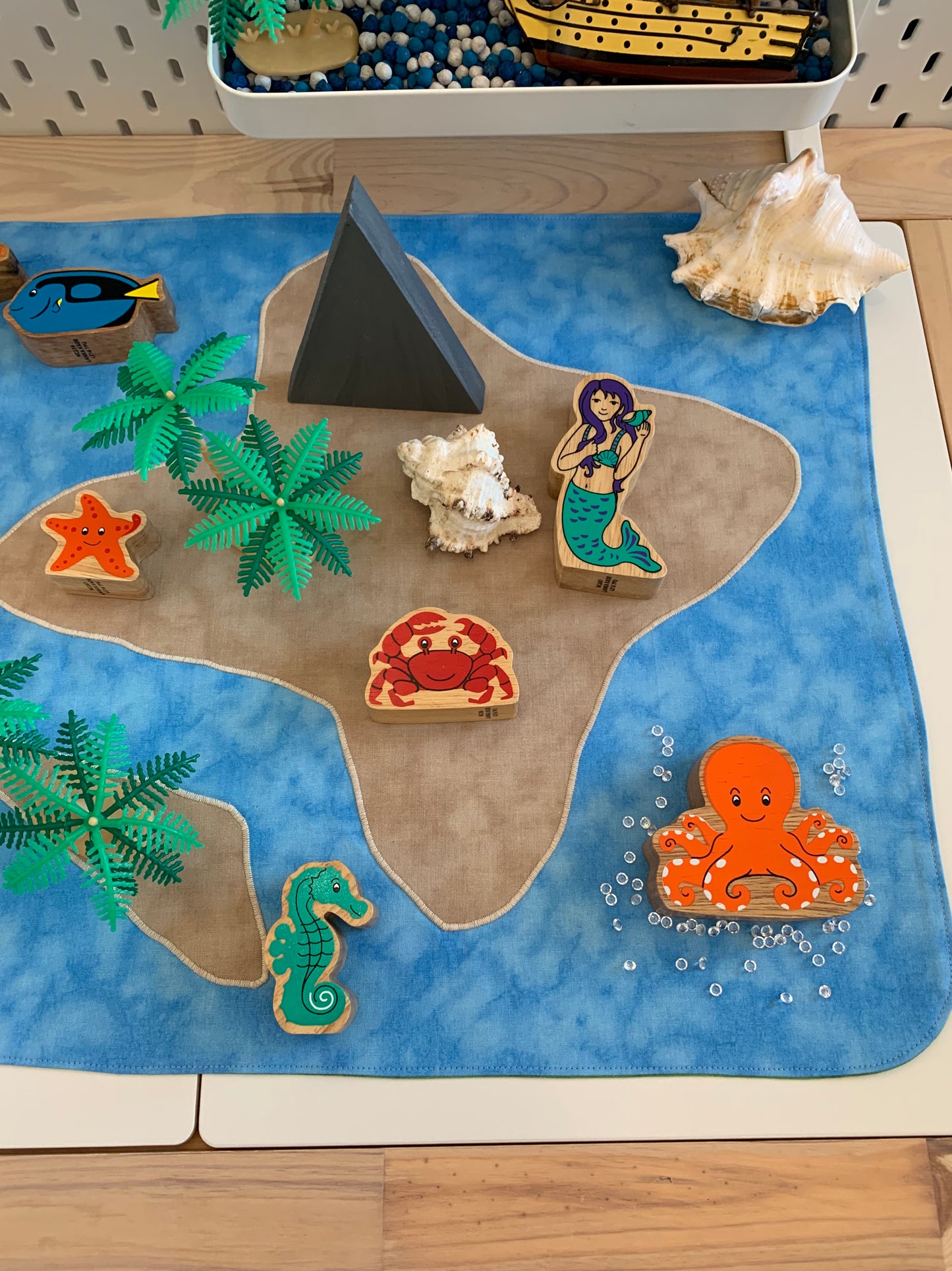 Islands Extra Large Play Mat - IN STOCK - Light Green Reverse