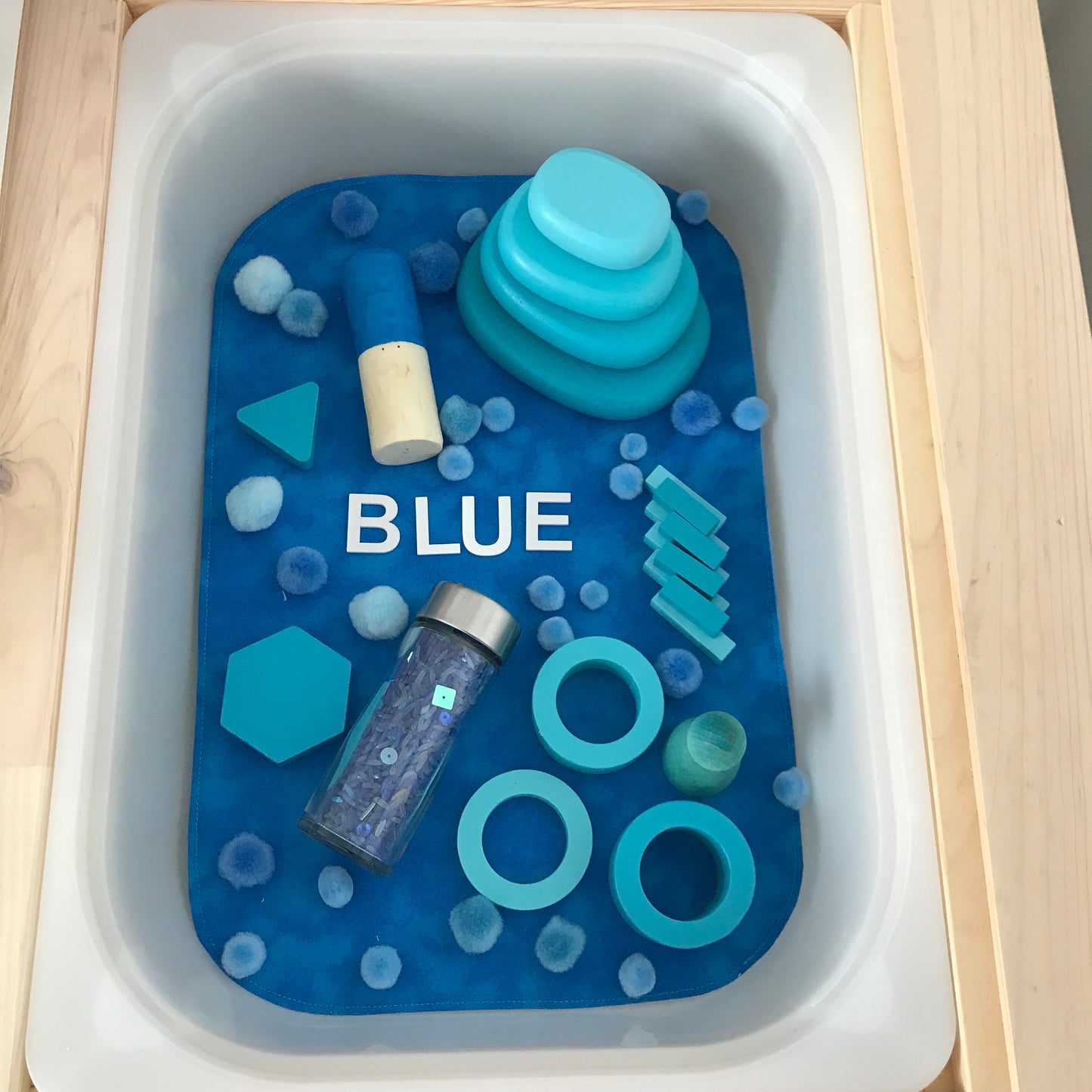 Grass & Earth Tray Play Mat - MADE TO ORDER - Deep Blue reverse