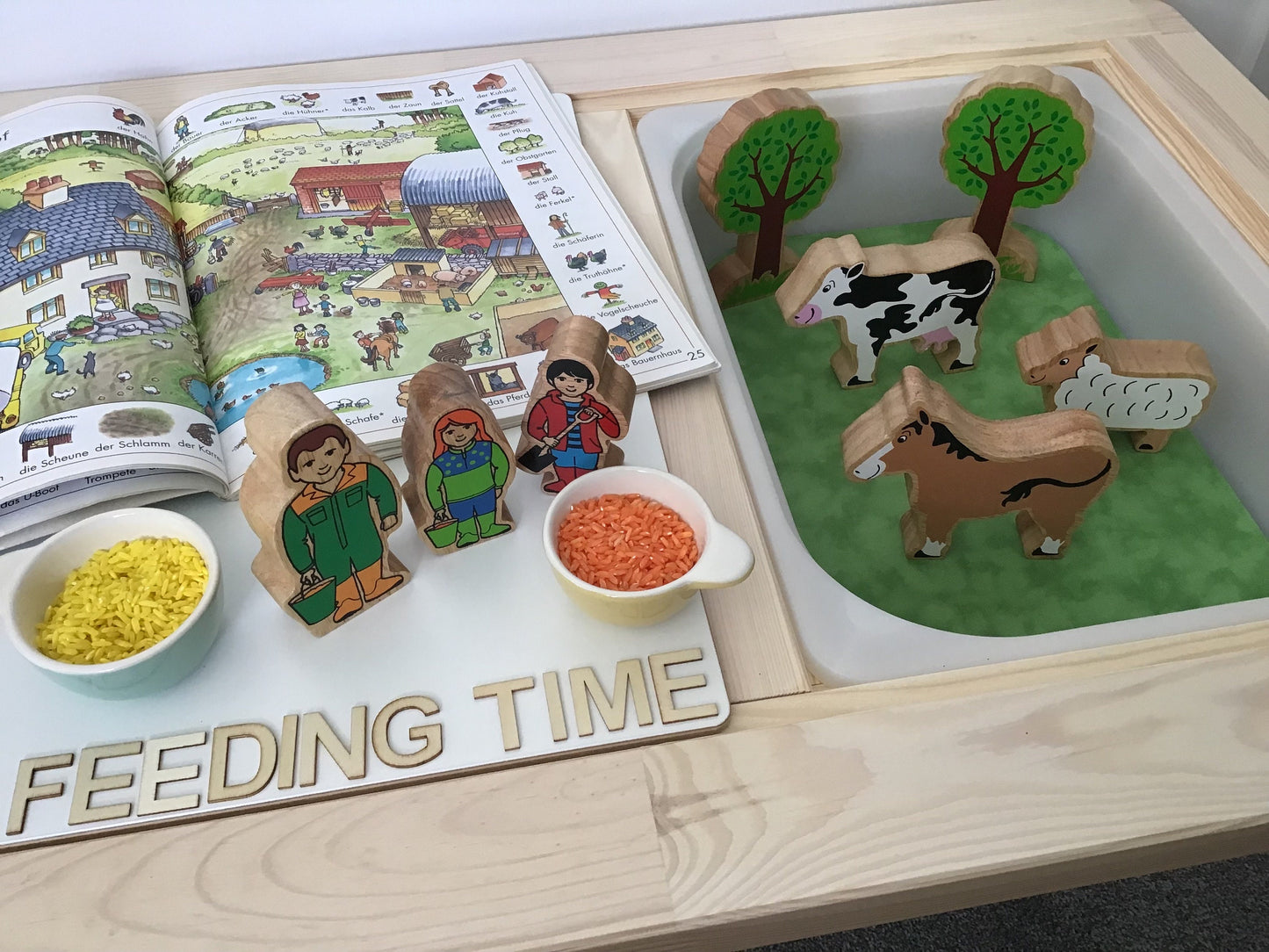 Bee Tray Play Mat - IN STOCK - Light Green Reverse