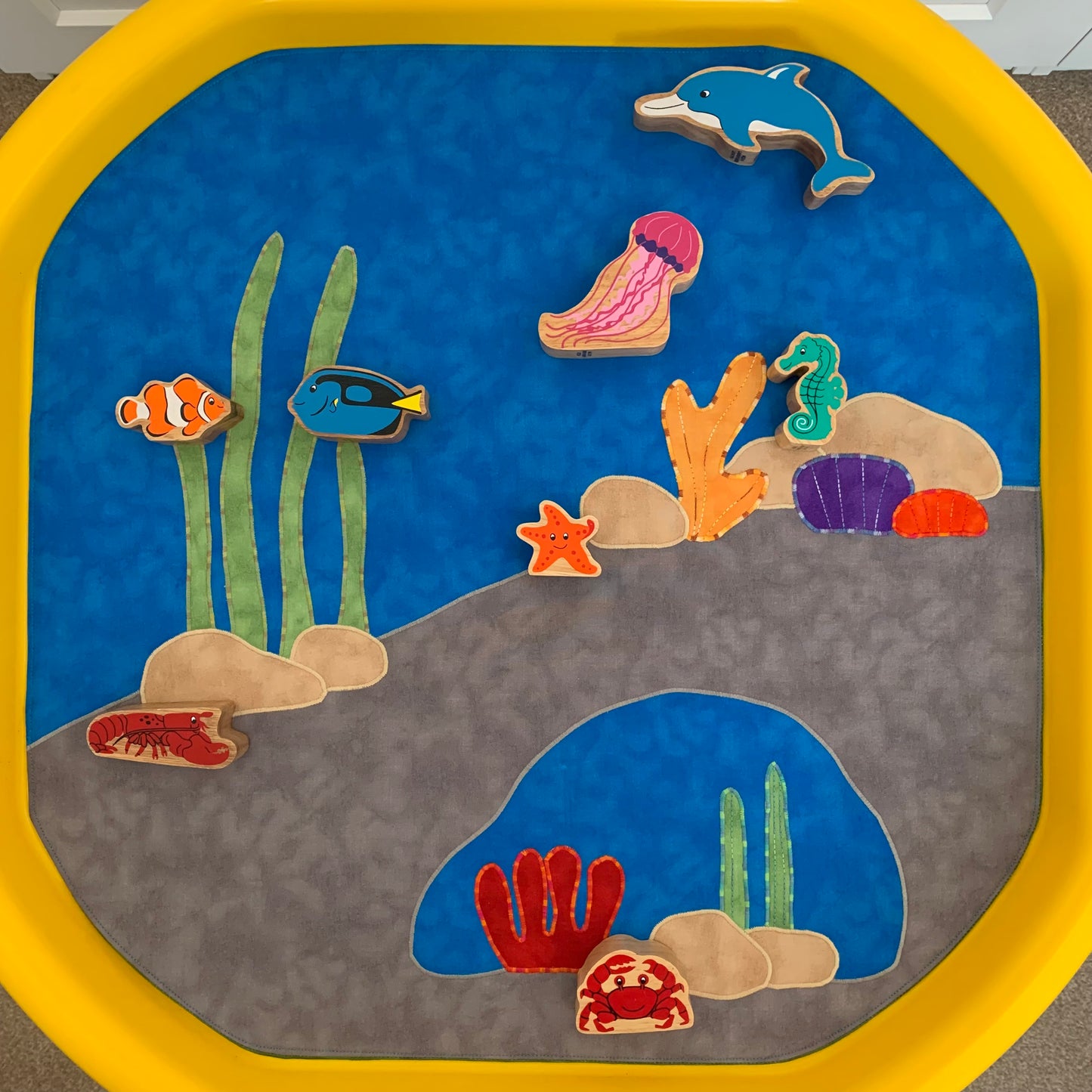 Coral Reef Tuff Tray Play Mat - IN STOCK - Dark Green Reverse