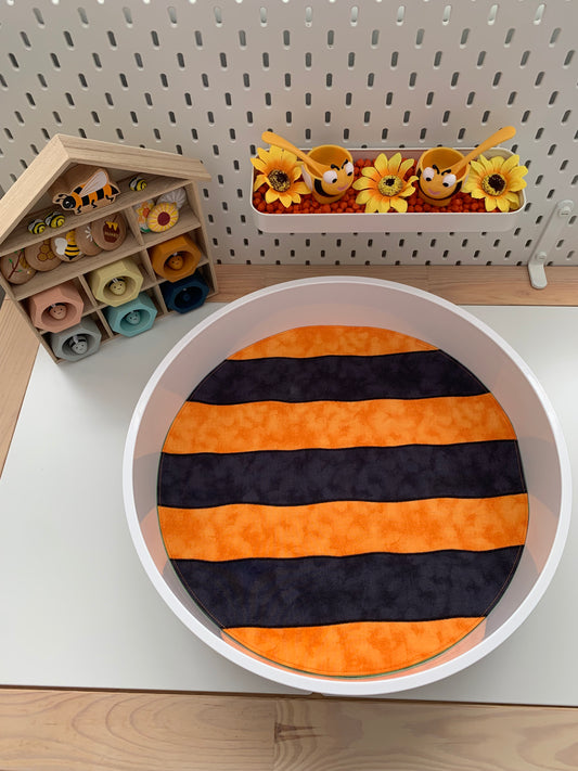 Bee Circular Play Mat - IN STOCK - Light Green Reverse