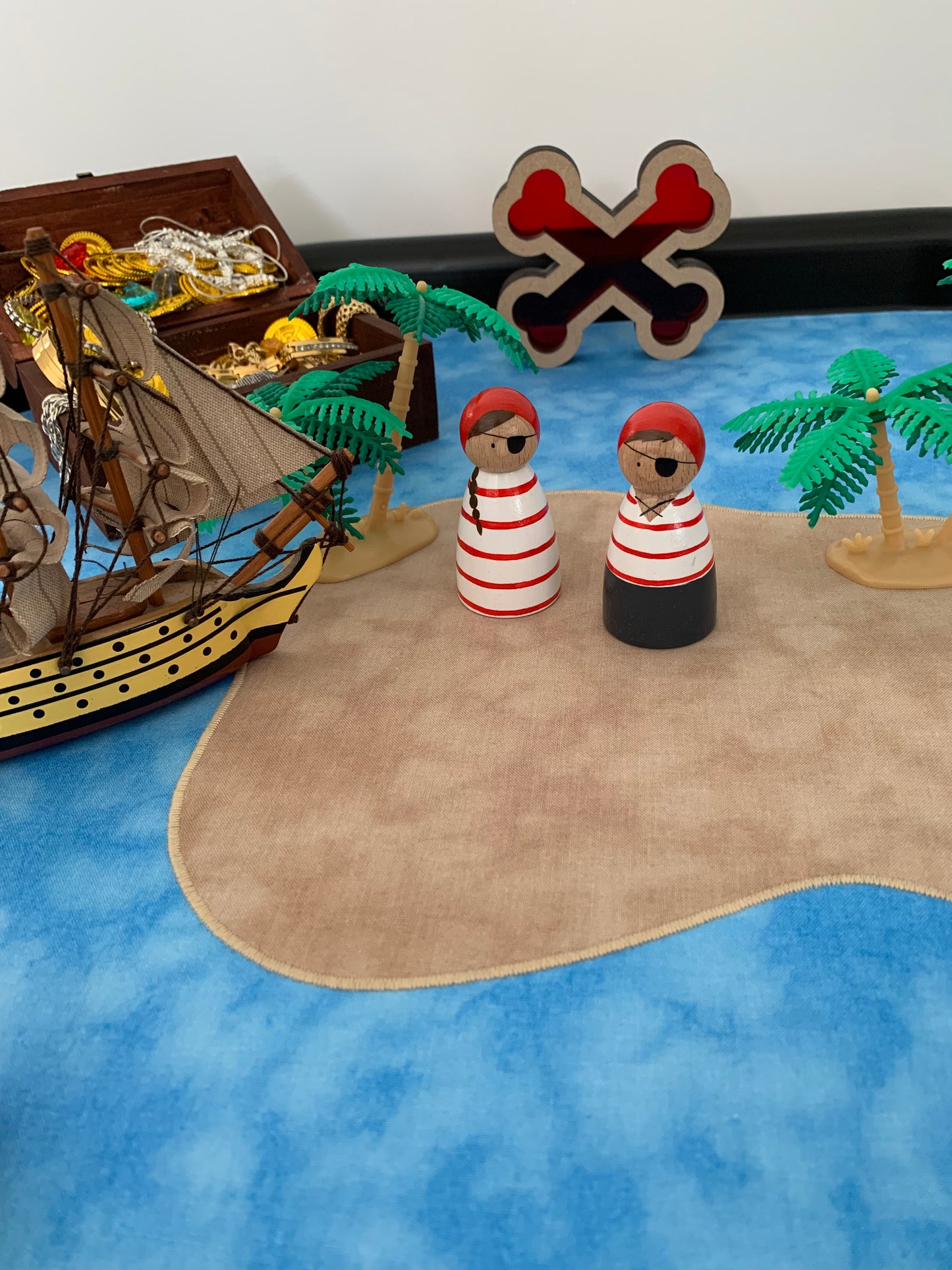 Desert Island Tuff Tray Play Mat - MADE TO ORDER - Light Green Reverse