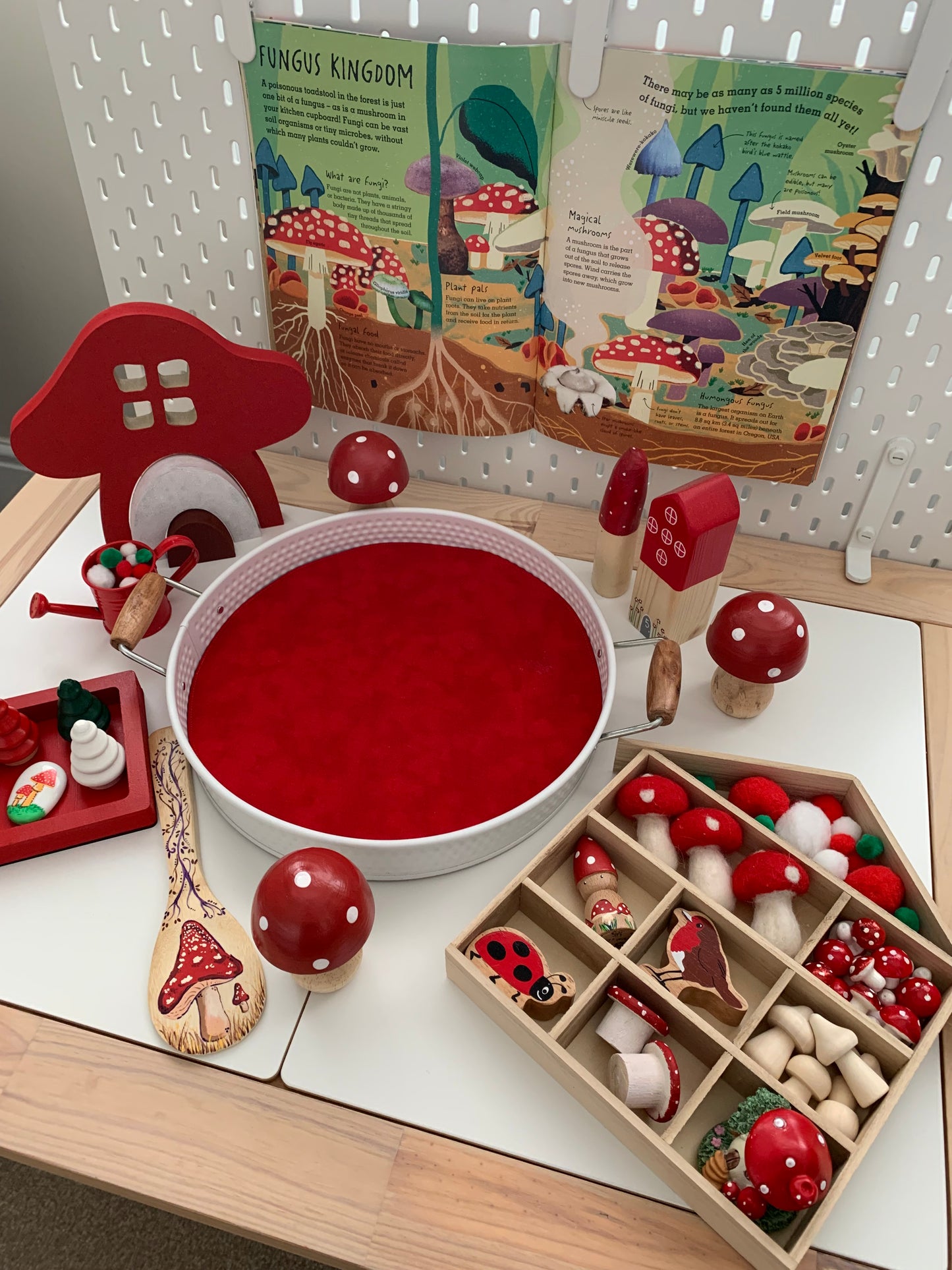 Circular Play Mat - Cream & Red - MADE TO ORDER - Reversible Play Mat