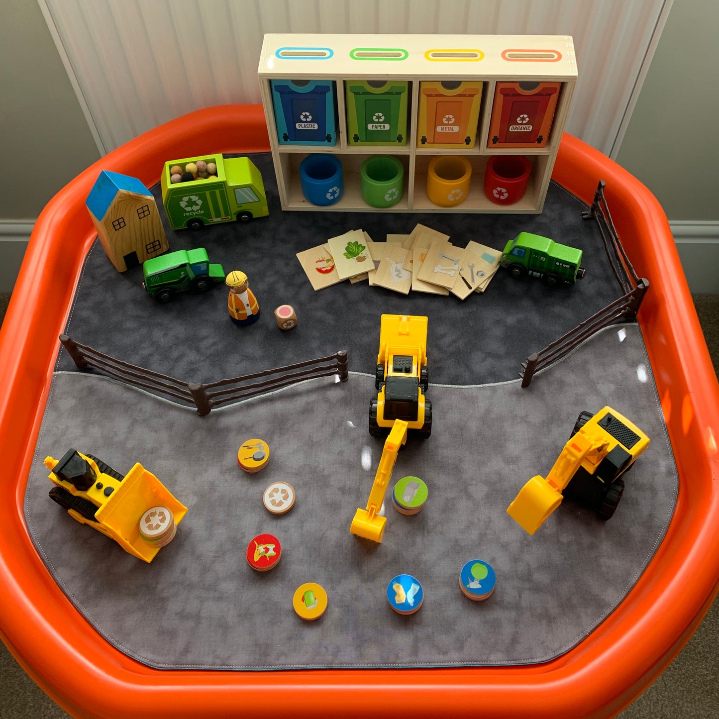 Tuff Tray Play Mat - IN STOCK - Black & Grey with a Jade Reverse
