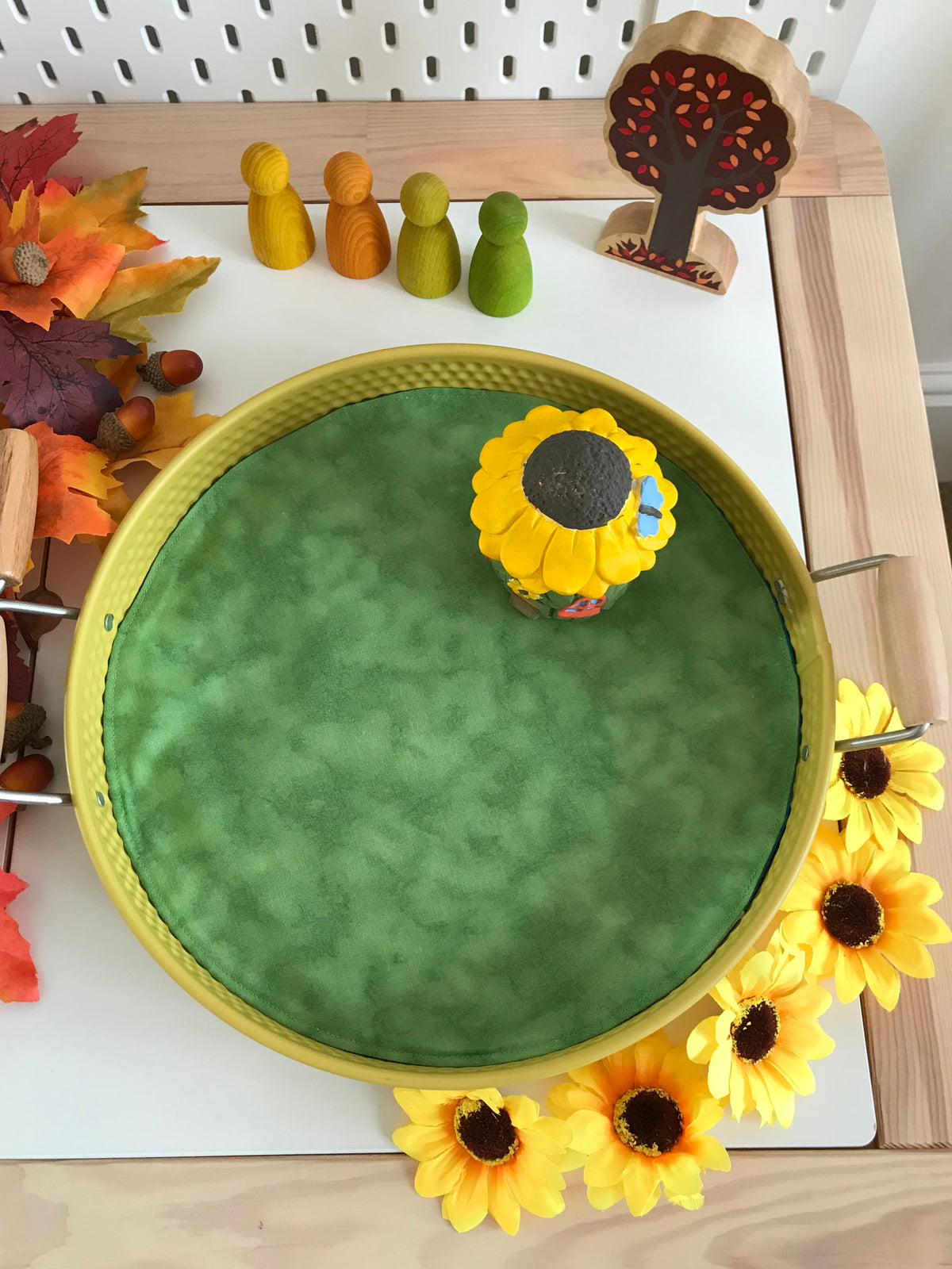 Open Ended Circular Play Mat - Reversible colours