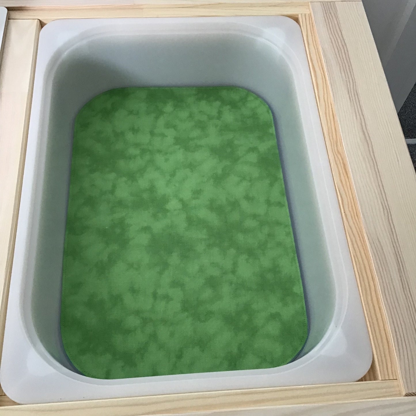 Bee Tray Play Mat - IN STOCK - Light Green Reverse